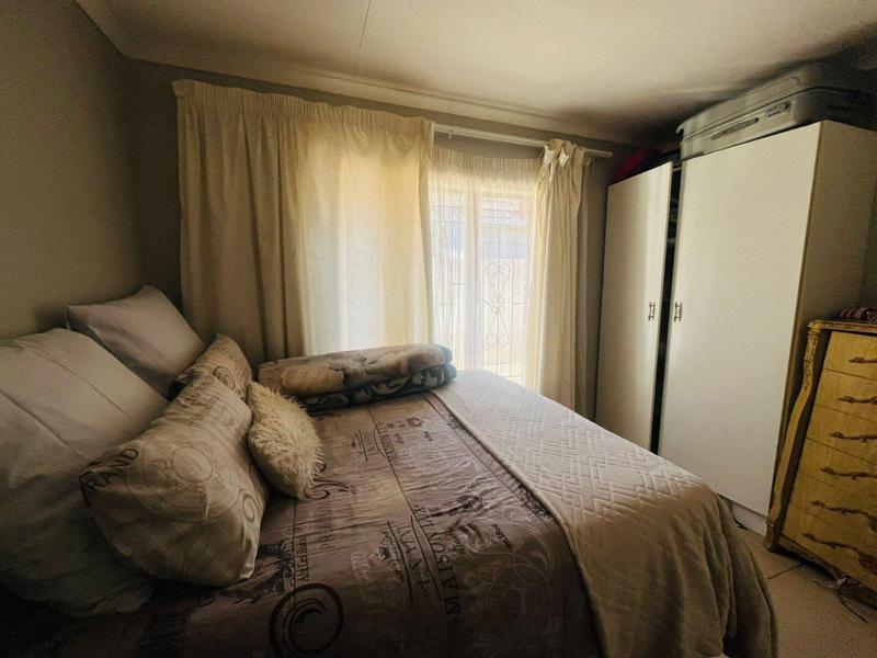 3 Bedroom Property for Sale in Geelhoutpark North West